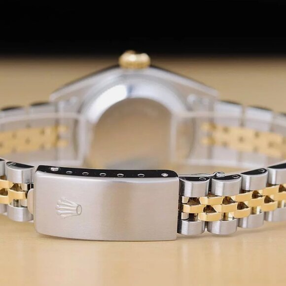 Rolex 18k Ladies Yellow Gold Watch! Mint!
